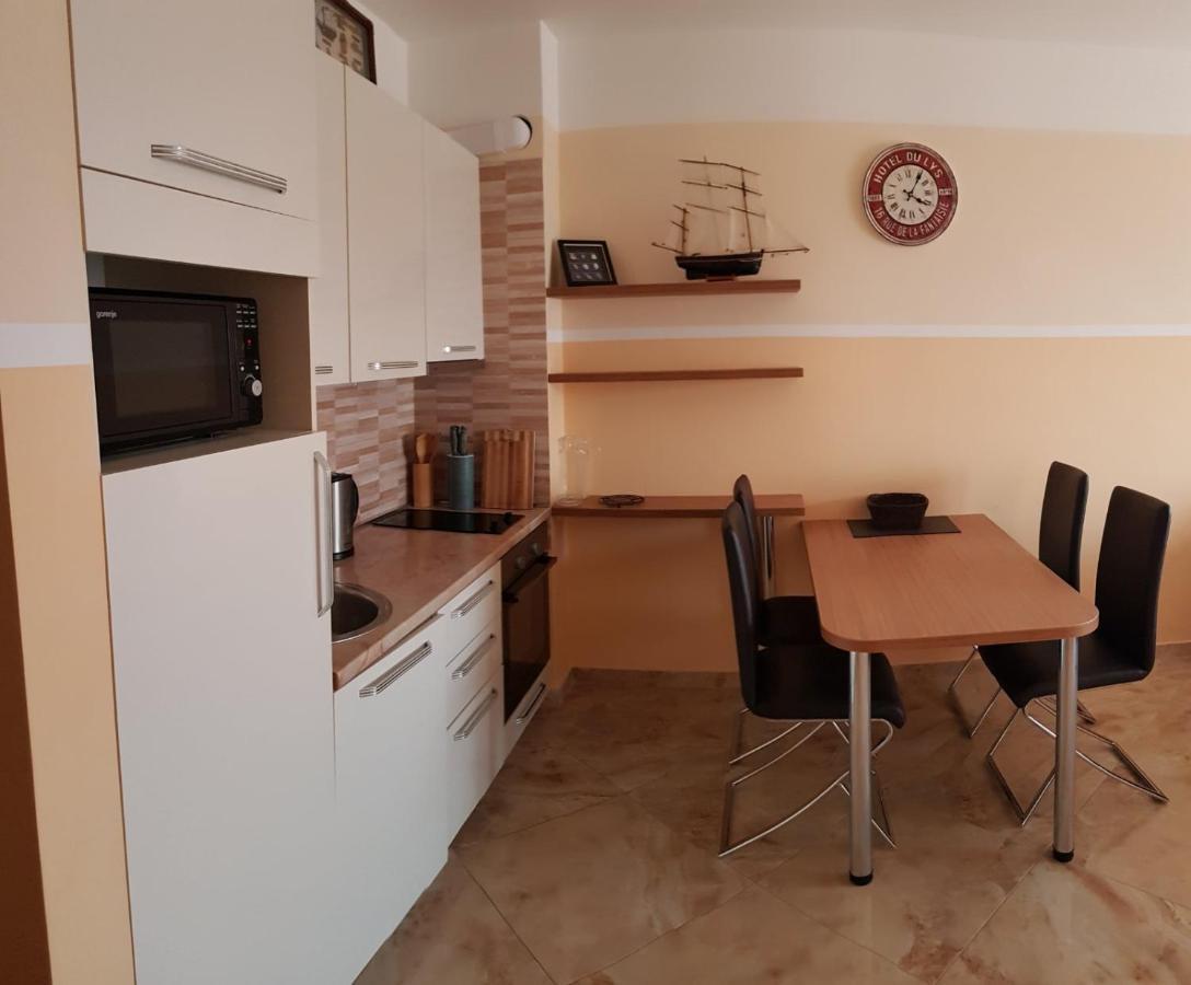 Apartment Sea Space 2 Добра-Вода Экстерьер фото