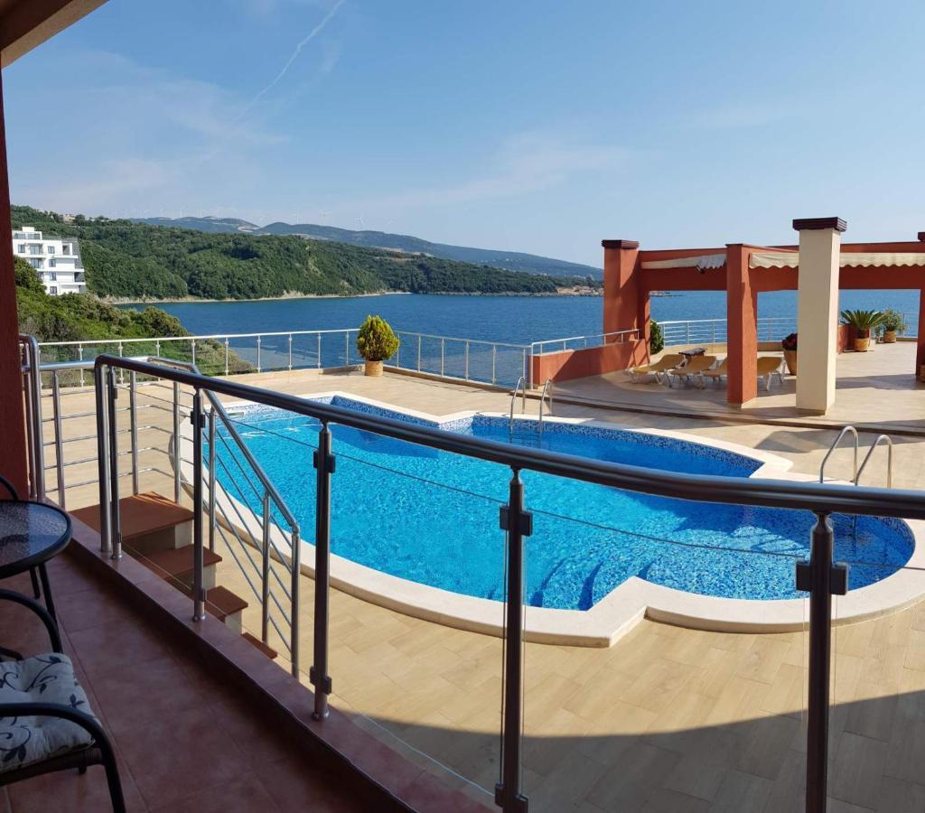 Apartment Sea Space 2 Добра-Вода Экстерьер фото